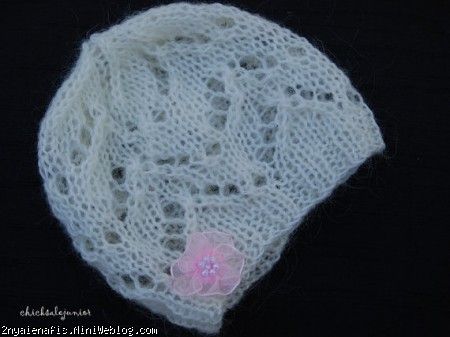 کلاه نوزاد Crocheted با تزئین 