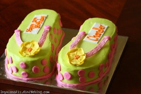 آموزش ساده تزیین کیک جشن قدم کیک پوشک مناسب جشن قدمbaby bootie diaper cake