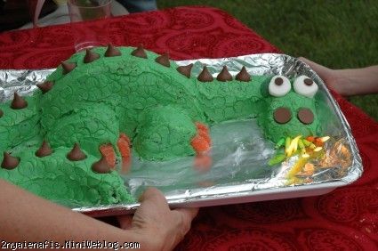 آموزش تزیین کیک تولد دایناسوری  اژدها از نوع آتش دار 