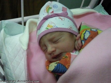 آنیتا در بدو تولد
