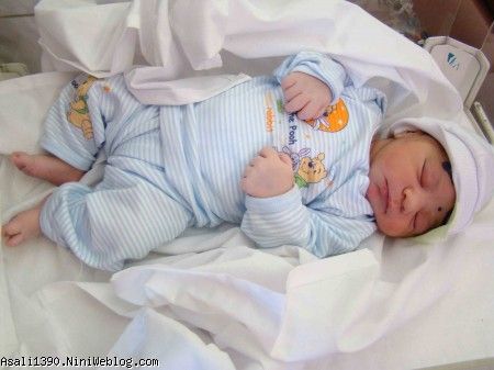 کیان عزیزمان روز اول تولدش در بیمارستان