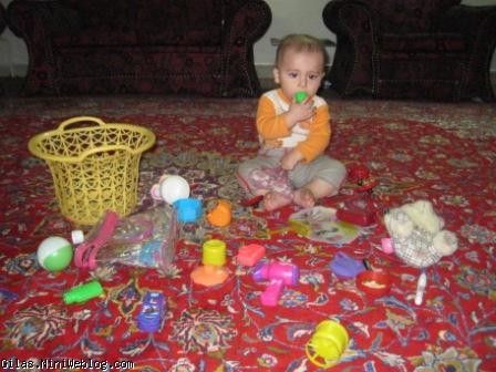 بازی با اسباب بازی های خاله