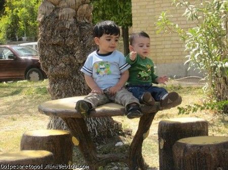 مهبد و كسري در محوطه دانشگاه شيراز