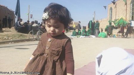 حسنا متاثر از دیدن تعزیه