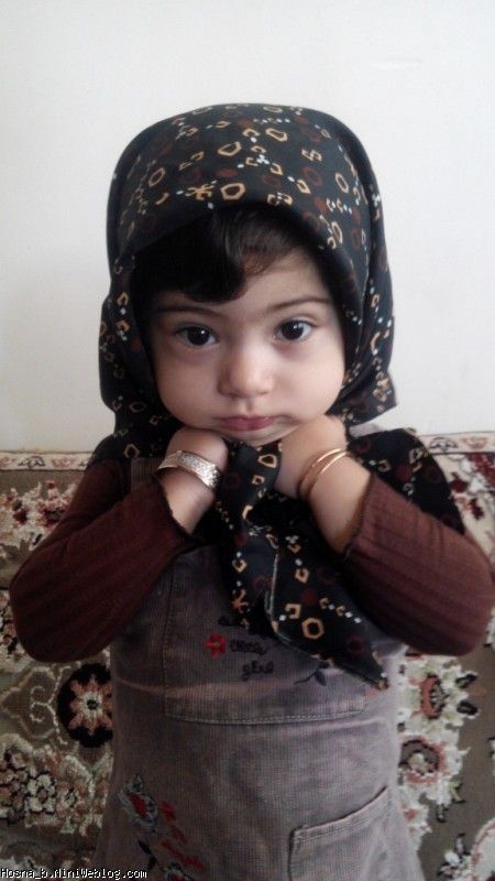 ژست حسنا