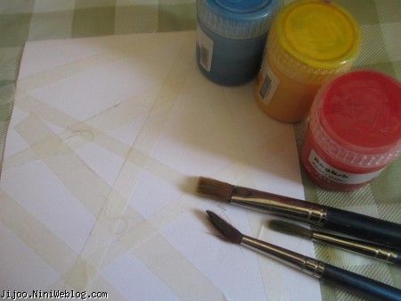 نقاشی با استفاده از چسب کاغذی