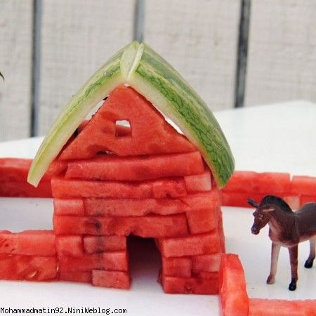 هندوانه با طرح خانه 