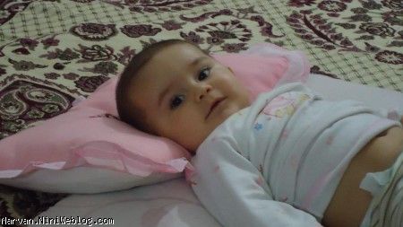 نارون 5 ماه و 16 روزه يكشنبه 16 بهمن 1390