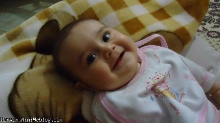 نارون 5 ماه و 16 روزه يكشنبه 16 بهمن 1390