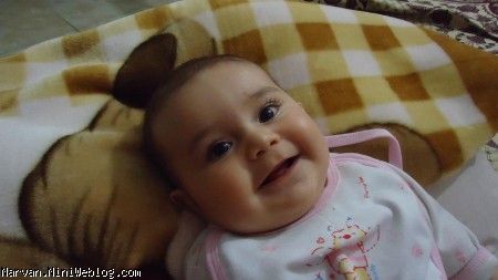 نارون 5 ماه و 16 روزه يكشنبه 16 بهمن 1390