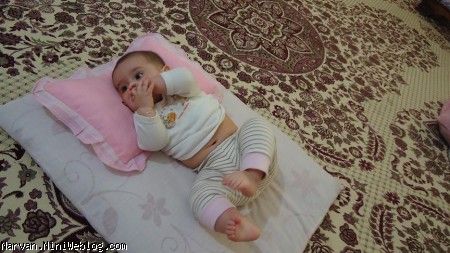 نارون 5 ماه و 25 روزه سه شنبه 25 بهمن 1390