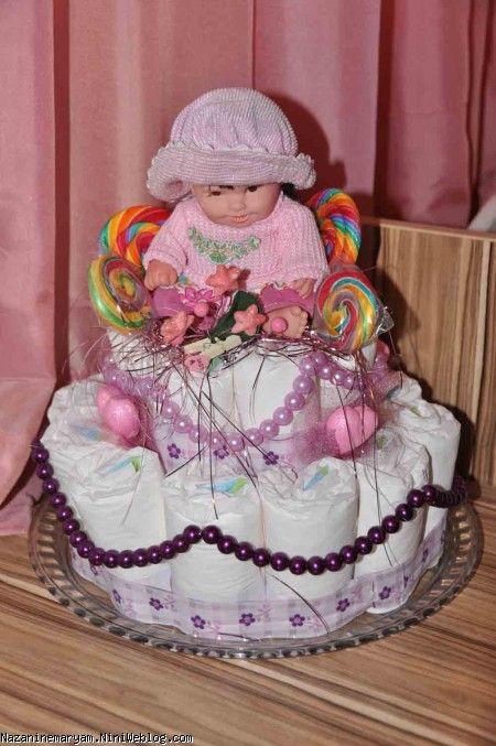هنر دست مامان مریم-کیک پوشکی!