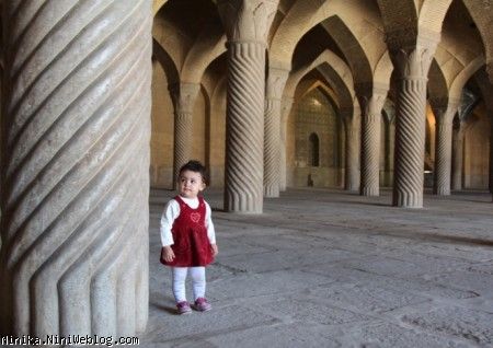 نیکا در مسجد وکیل شیراز
