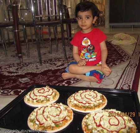 پیتزا درست کردن با مامانی