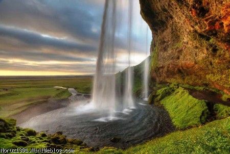 آبشار Seljalandsfoss ، ایسلند
