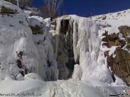 آبشار گنج نامه همدان / زمستان