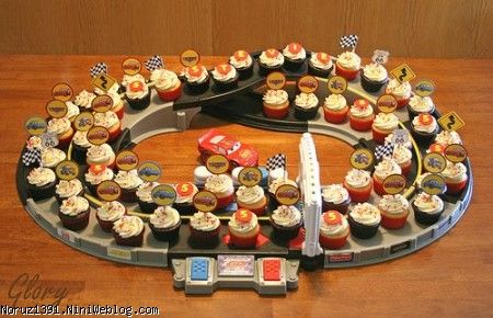 کیک ماشین برای تولد3