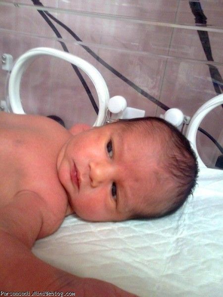 پارسا 3 روزه که متولد شده