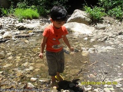 پارسایی مشغول آب بازی آخرین پنج شنبه و جمعه بهاری