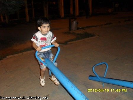 جوجو توی پارک پارسایی در شب تولد مامانی