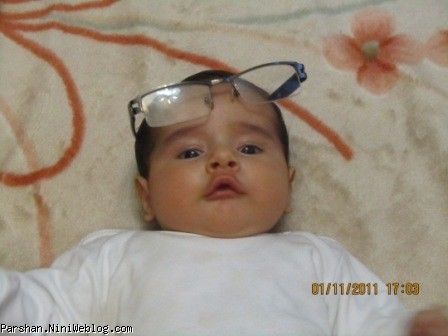 پرشان با عینک بابا حمید پرشان با عینک بابا حمید