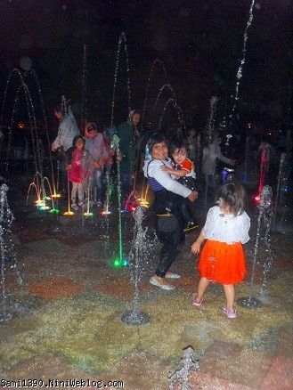 آب بازی در پارک ملت