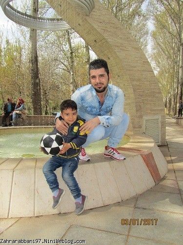 علی اکبرو عمو حمید پارک جهانشهر