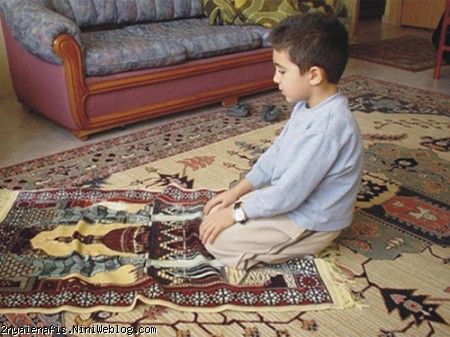 چگونه کودک مان را به نماز خواندن علاقه مند کنیم؟