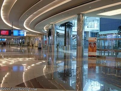 نمایی از فرودگاه دبی