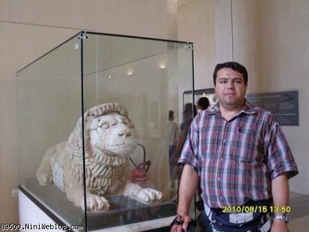 شیرسنگی تخت جمشید