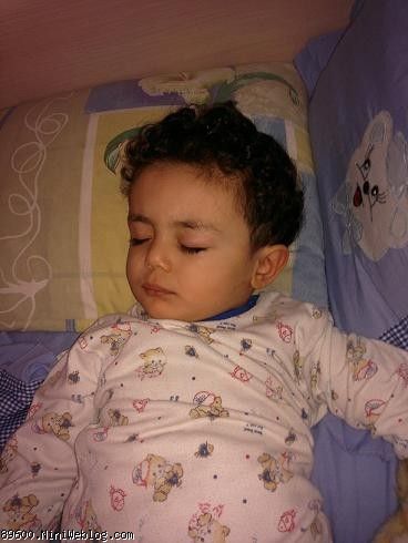 همه عشق من در حال خواب