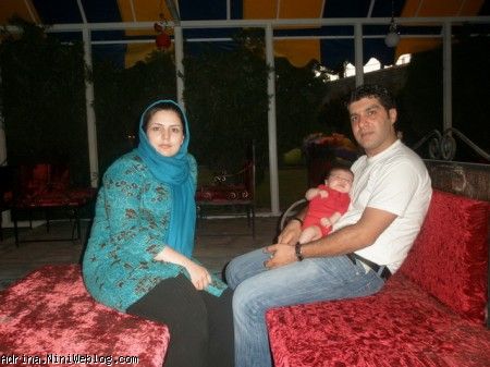بابا مجید و مامان سحر و آدرینا
