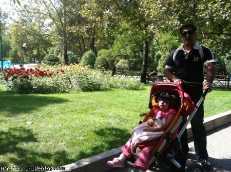 آترینا و بابایی