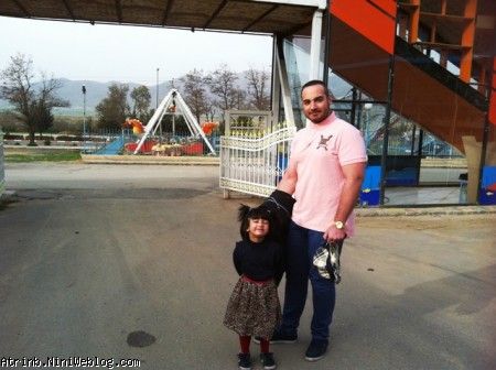 آترینا و دایی نیما