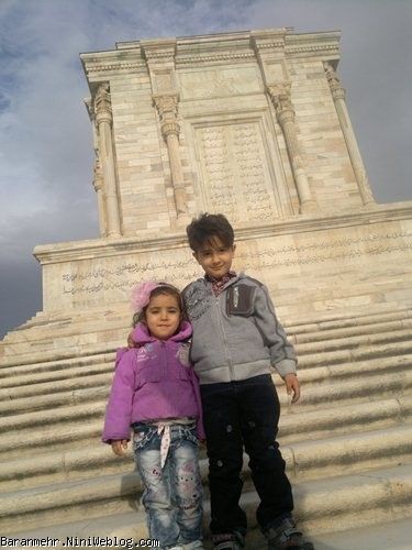 ارامگاه فردوسی