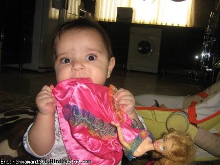 مهرسا بازی باعروسک باربی مهدیس