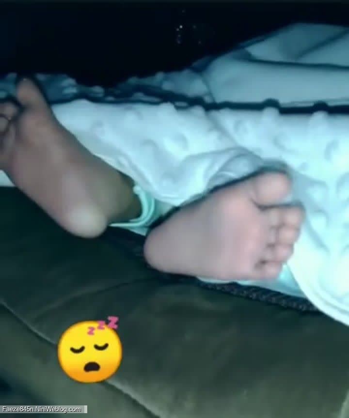 😴