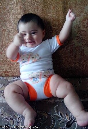 حسنا در حال ورزش