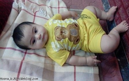 حسنا پا به دیوار