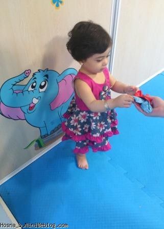 حسنا و بادکنک بازی