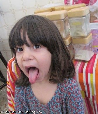 اثر هنری: گذاشتن جا ادویه ها روی هم