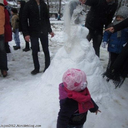 جشنواره مجسمه های برفی 14 بهمن رشت و ویانا