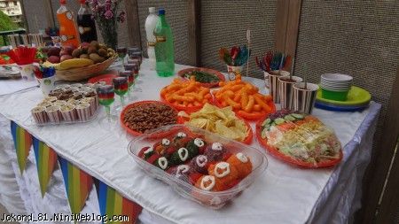 میز شام و دسر
