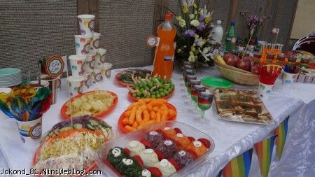 میز شام و دسر