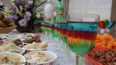 میز شام و دسر