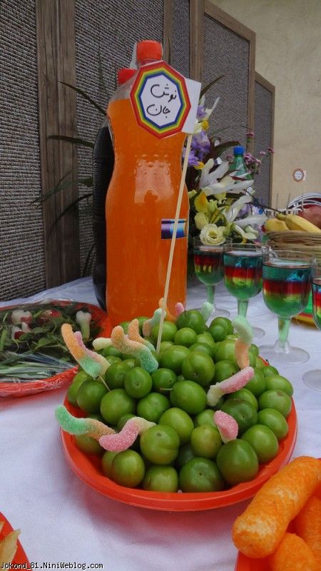 میز شام و دسر