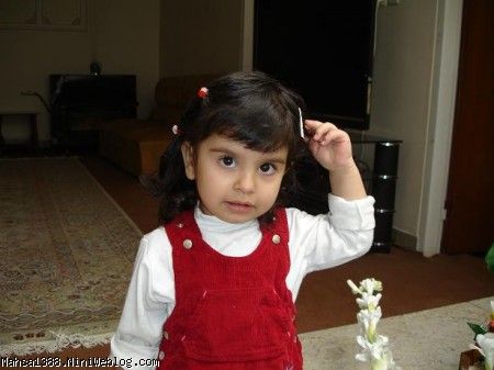 زمانی که مهسا موها شو کوتاه نکرده بود