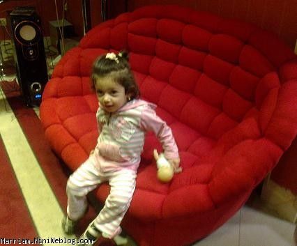 تو کفش فروشی