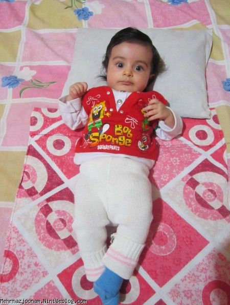 قربون اون جورابهای قشنگت