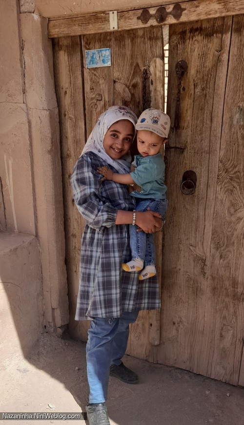 دختر نازم با داداش کوچولوش